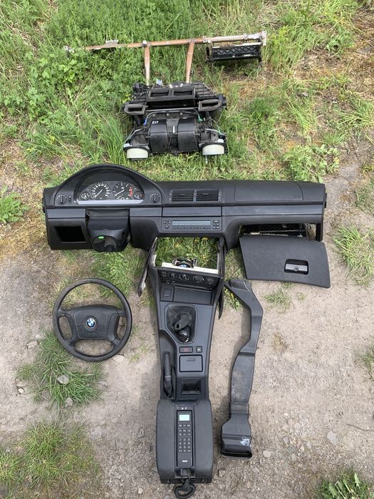 Торпедо панель спидометр BMW Бмв e32 e34 e36 е38 е39 е46 e53