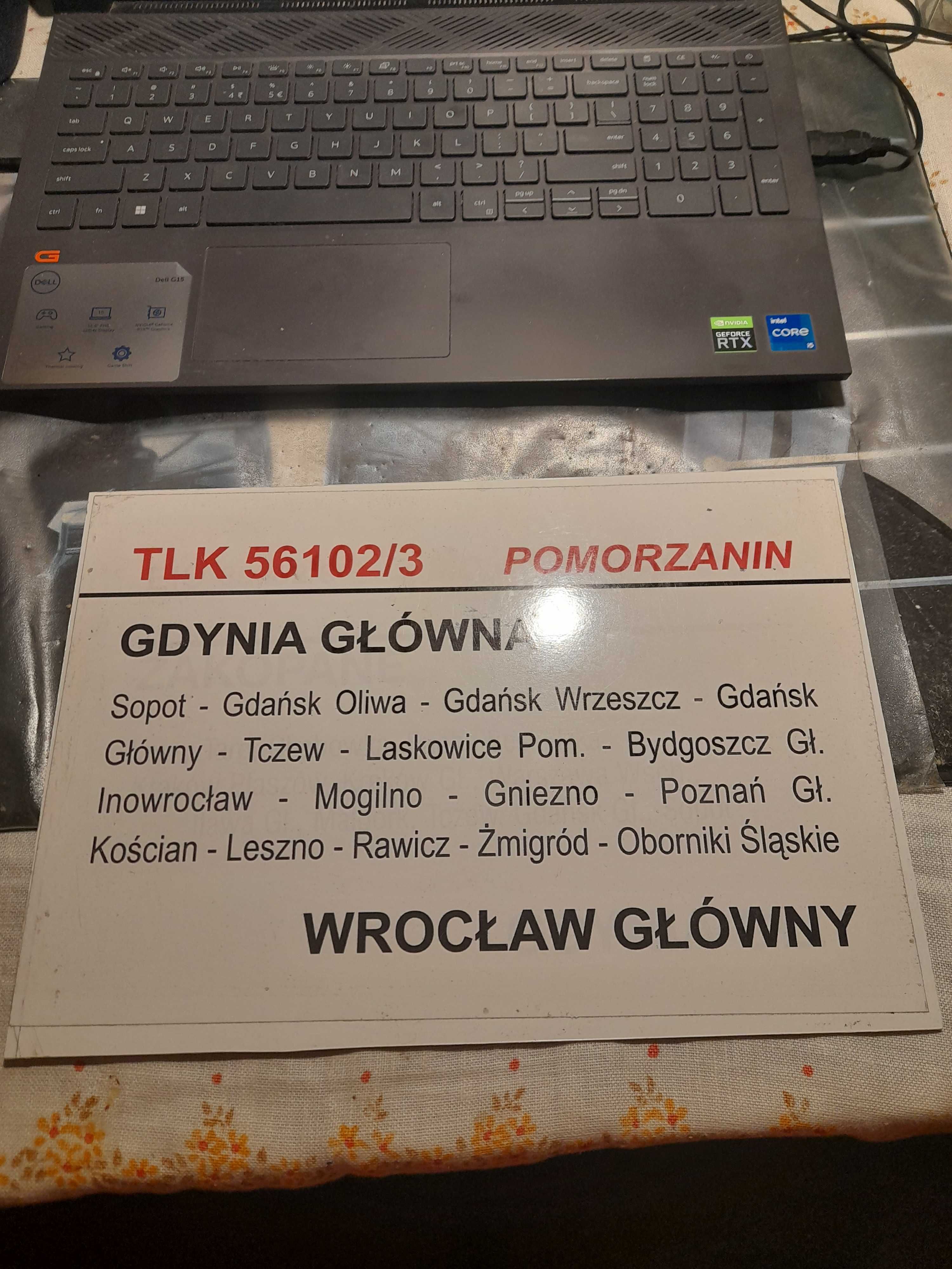 Stara tablica relacyjna pociągu TLK Pomorzanin