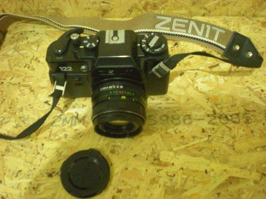 Máquina Fotográfica Reflex - ZENIT 122 (Novo Preço)