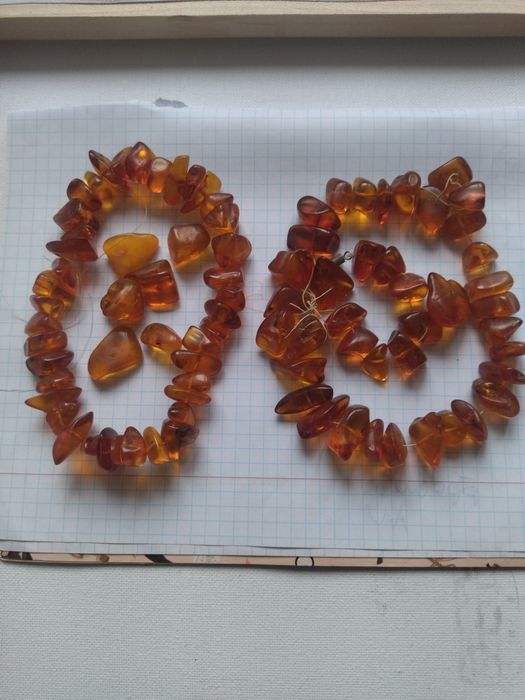 Бусы янтарь 80 гр.