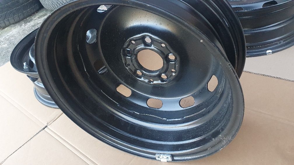 5x112 Et 46  r15 cali vw  touran .passat felgi