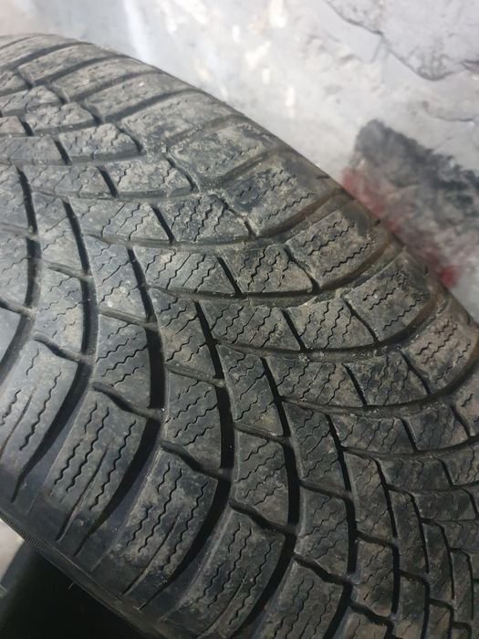 Koła Audi A4  B8 205/60/16z roku 2023  Bridgestone