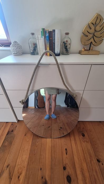 Espelho redondo com corda