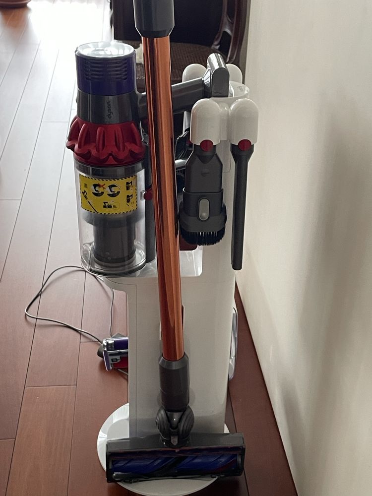 Dyson Cyclone V10