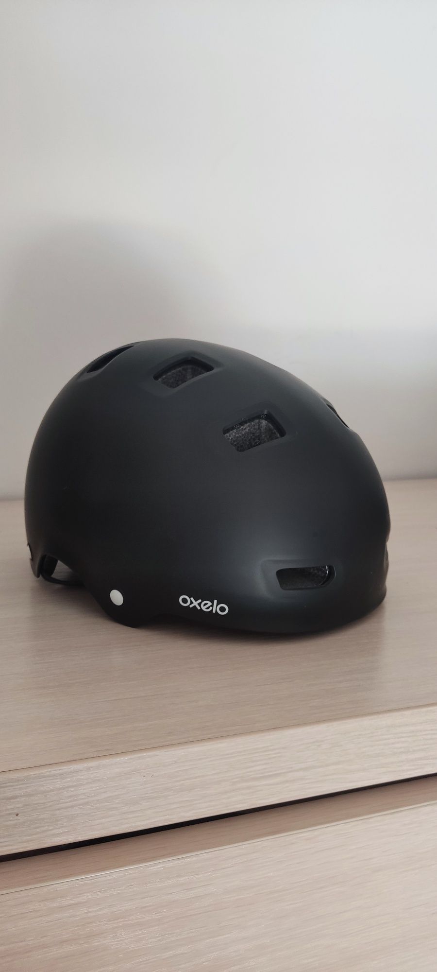 Kask na deskę lub rower