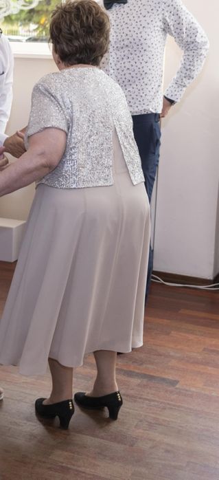 sukienka kremowa-złota - duży rozmiar
