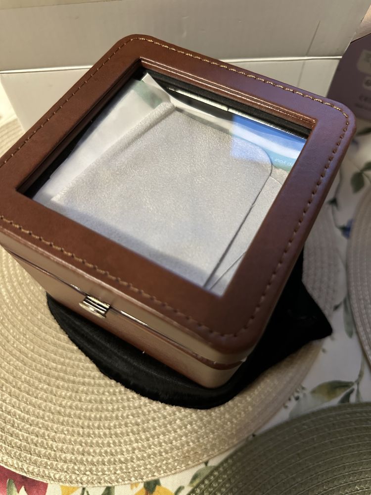 Watch winder box, braun color
