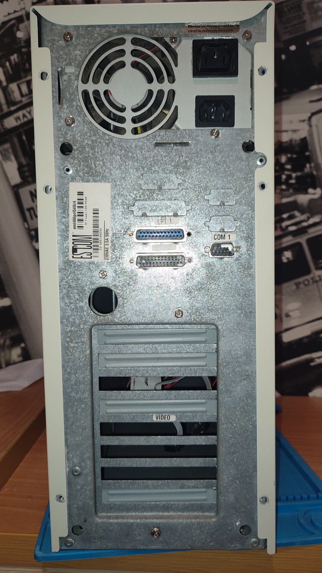Ретро Midi-Tower AT корпус ESCOM