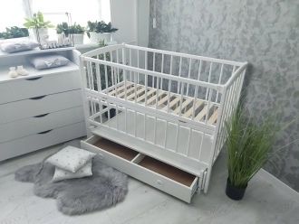 Кроватка дитяча біла