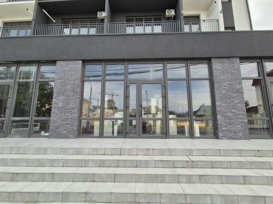 Аренда на Долгой 39. 120м. Фасад.