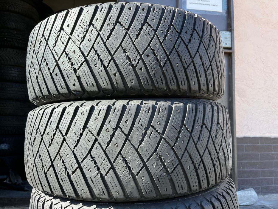 225/55 R16 Goodyear 4 зимние шины