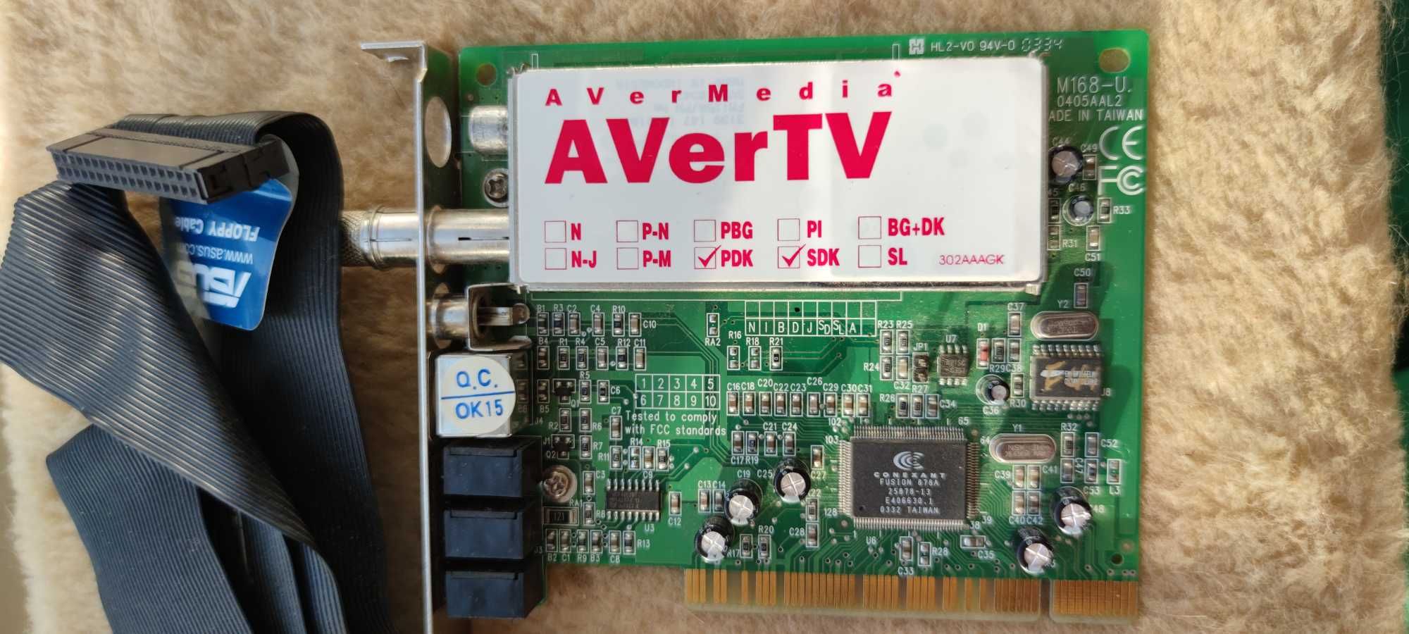 Продам ТВ-тюнер AVerMedia AVerTV