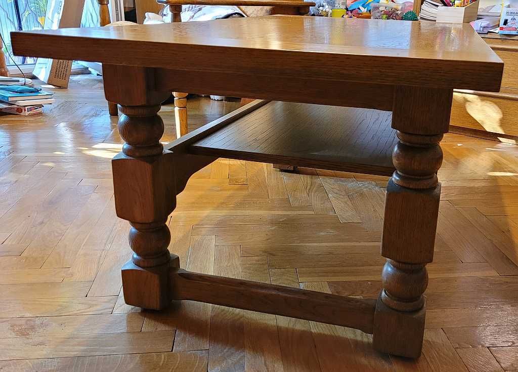 Stół dębowy rustykalny Rubens – Swarzędzkie Fabryki Mebli