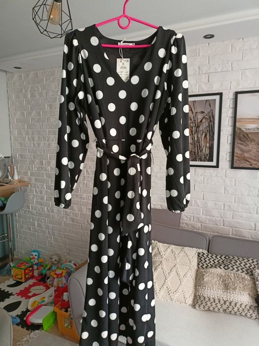 Długa sukienka czarna maxi # w białe grochy