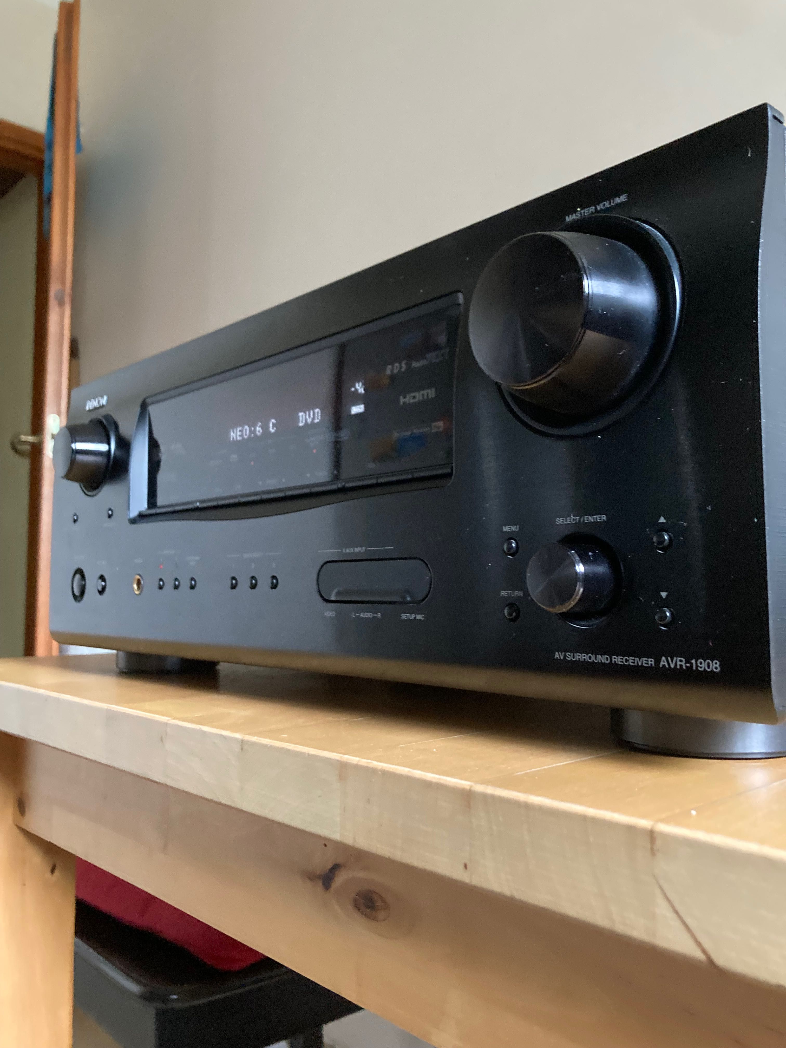 Sprzedam amplituner Denon AVR 1908 stan jak nowy