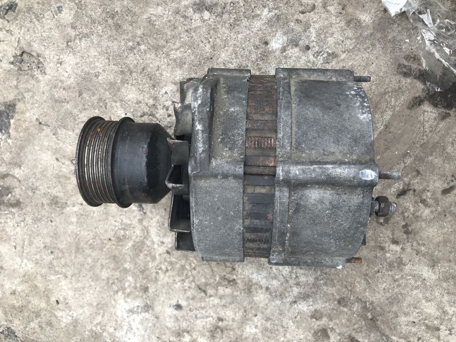 Генератор Bosch/Renault Magnum, Рено Магнум, тягач, фура