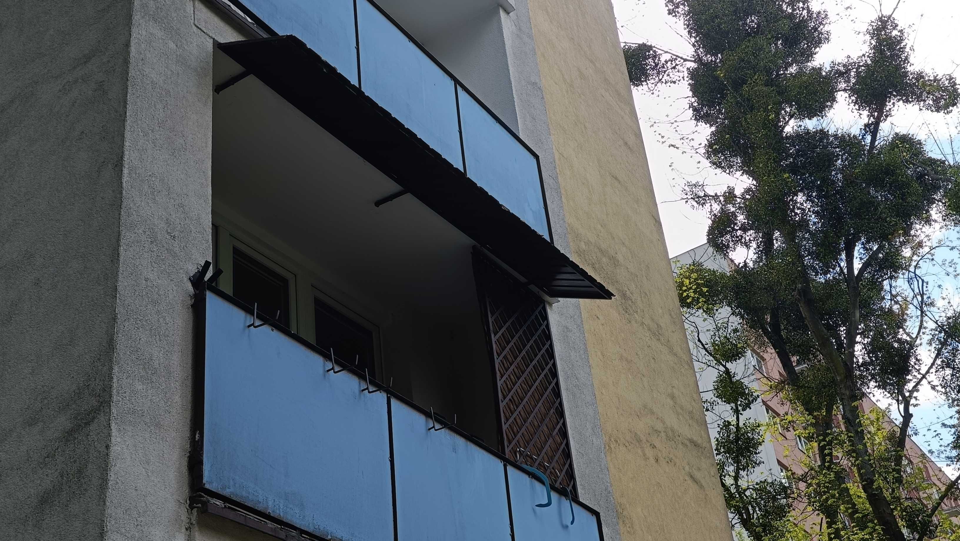 daszek, zadaszenie - balkon, taras