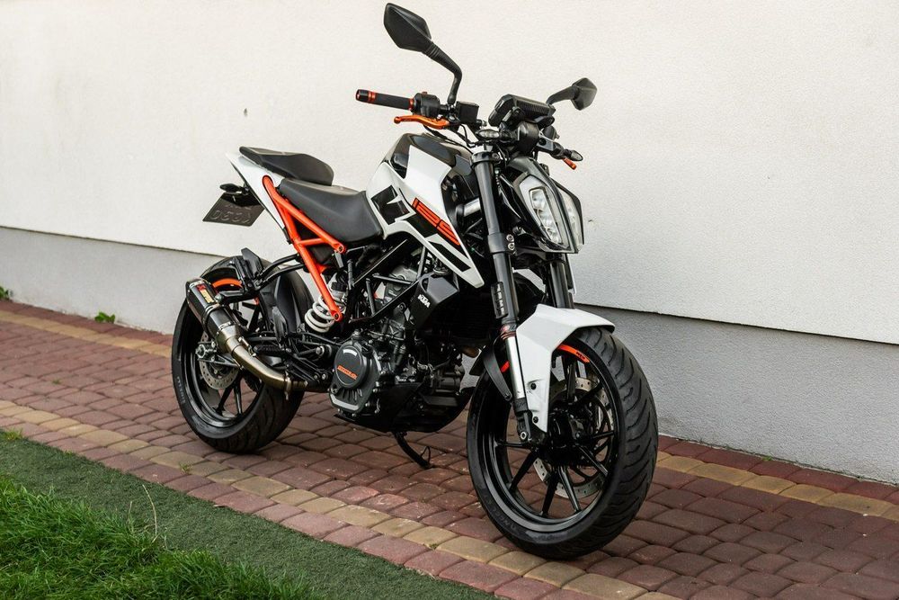 KTM Duke 125 R 2020 ABS KSIĄŻKA Raty Transport Największy Wybór Moto 125 W PL