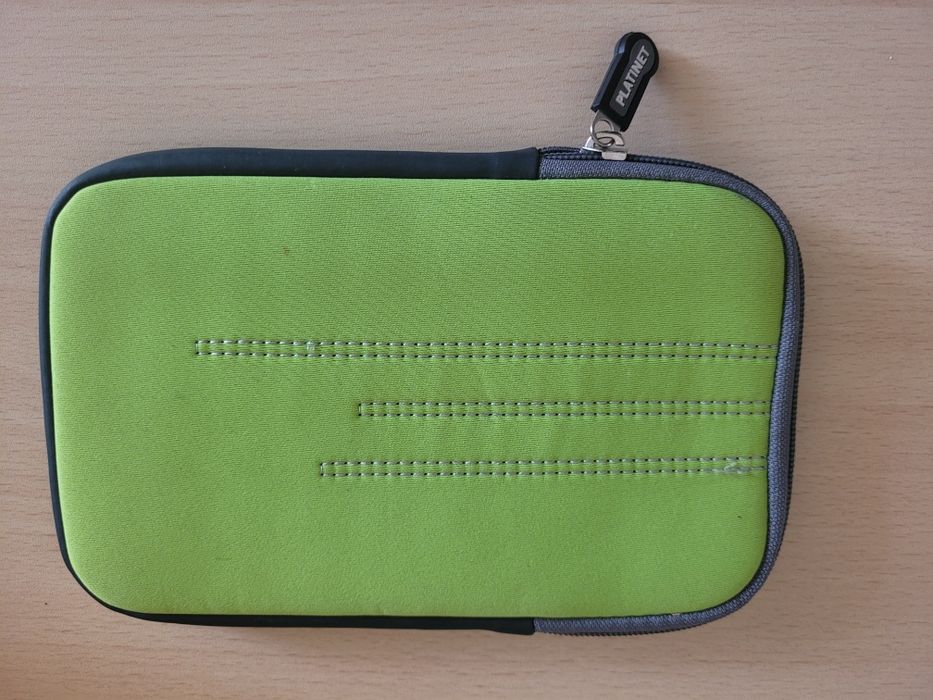 Etui pokrowiec na tablet Platinet stan idealny