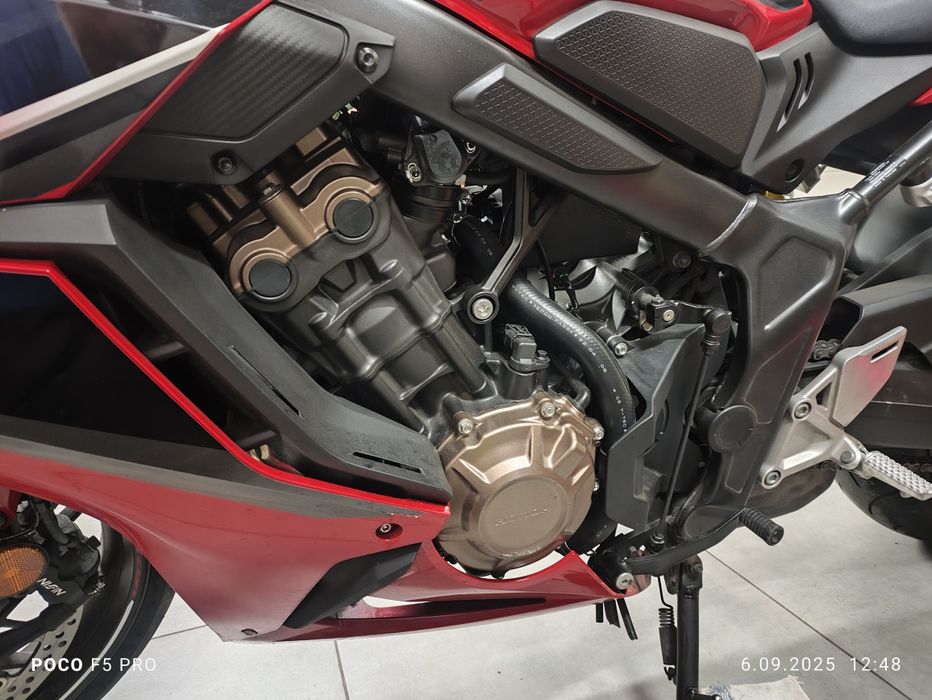 Honda CBR 650 R  95KM