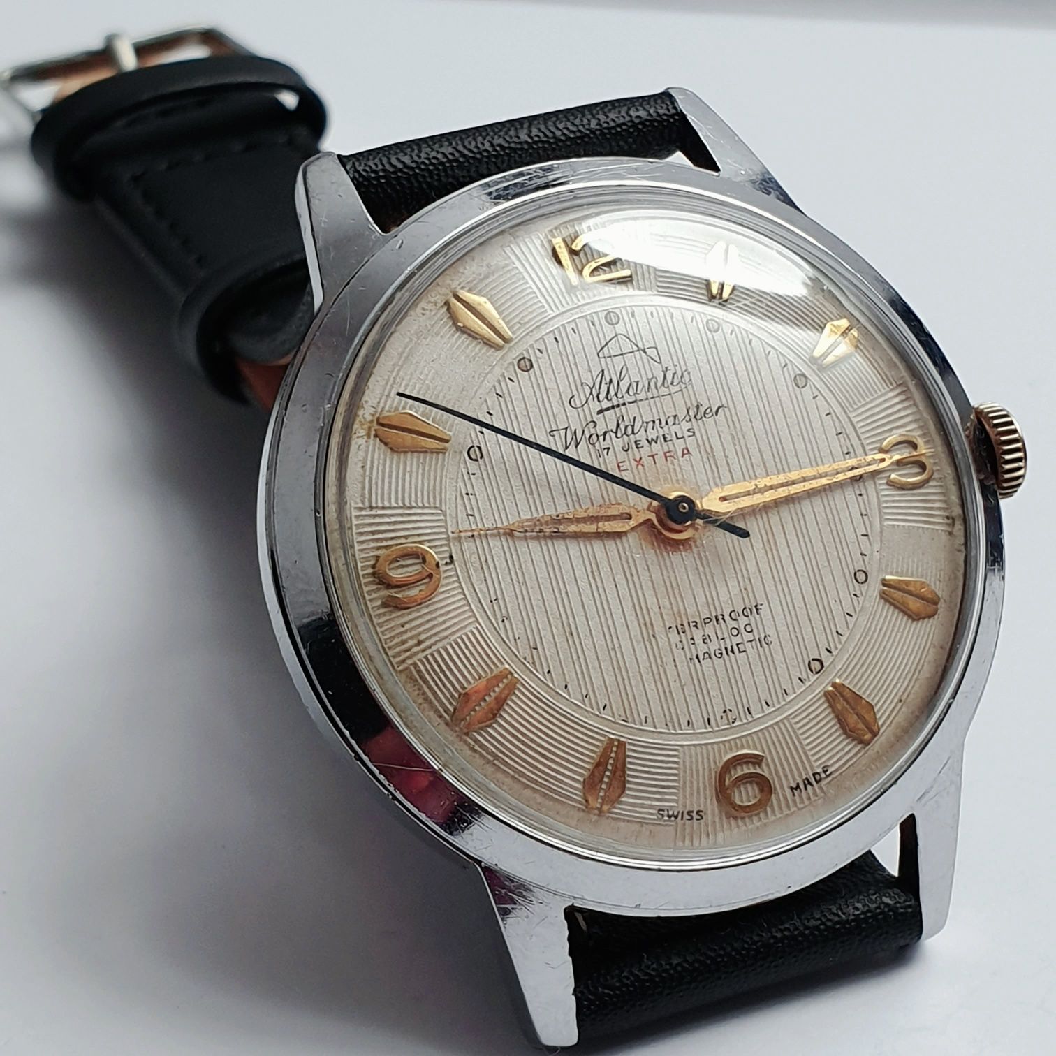 Skup starych zegarków darmowa wycena unitra omega atlantic breitling
