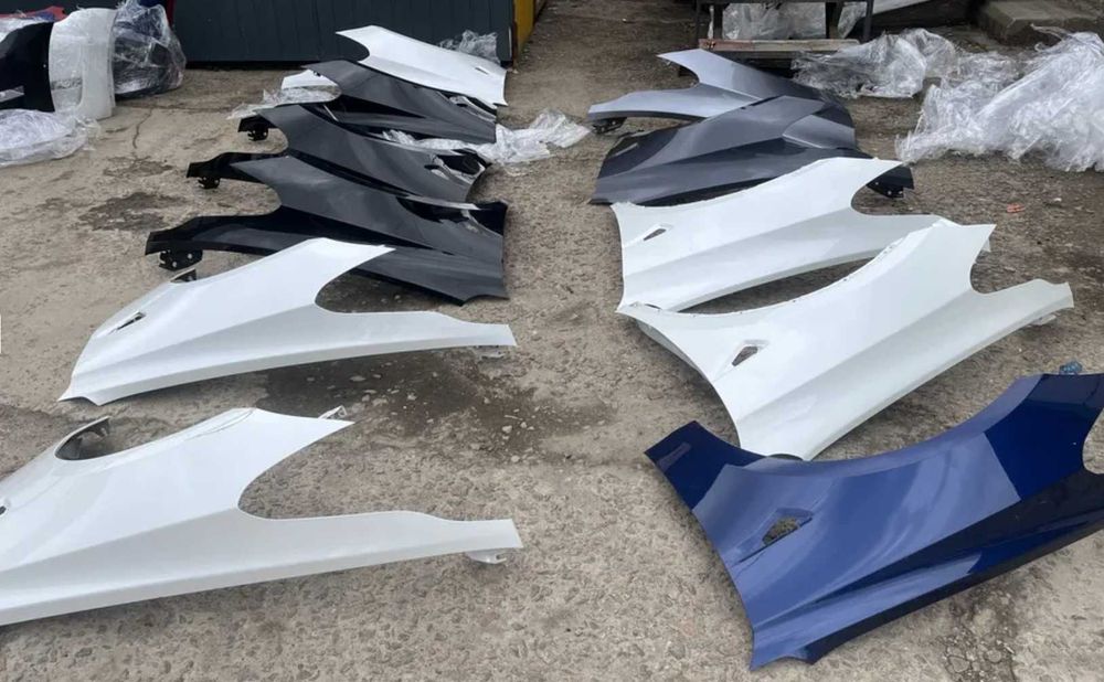 Крила Tesla Model 3 Y (2018-2024p) 1097253-00-F 1097252-00-F