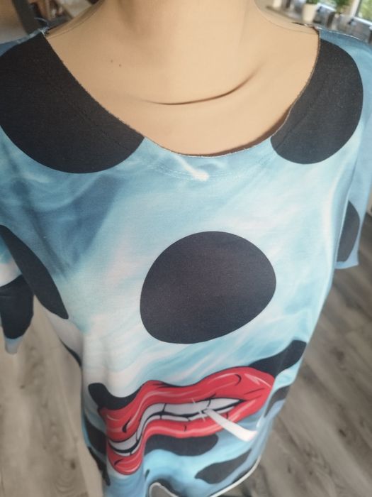 R.L XL wyprzedaż niebieska bluzka tunika usta z papierosem