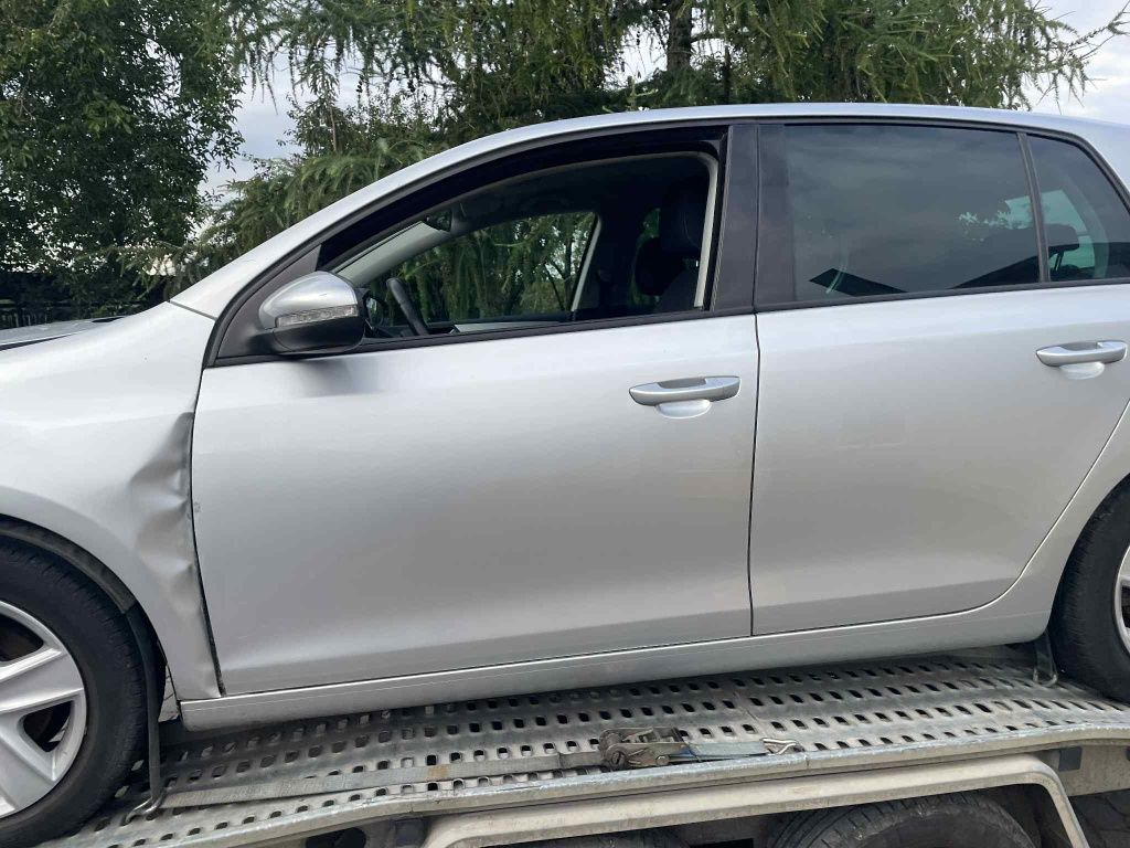 Sprzedam samochód osobowy marki VW golf