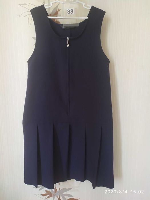 Школьный сарафан на 8-9 лет 134 см