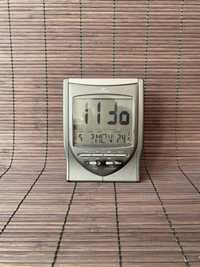 Zegar budzik elektroniczny cyfrowy baterie kalendarz temperatura