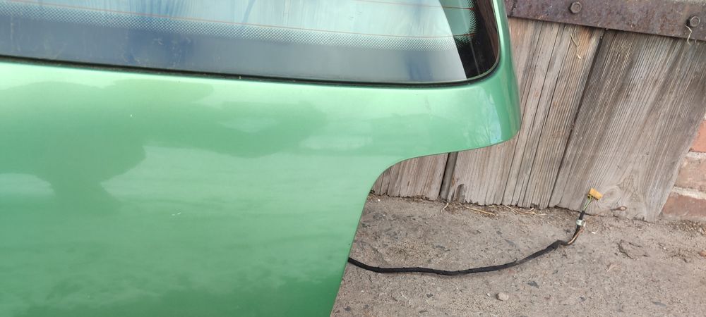 Golf 4 IV LA6P klapa tył tylna