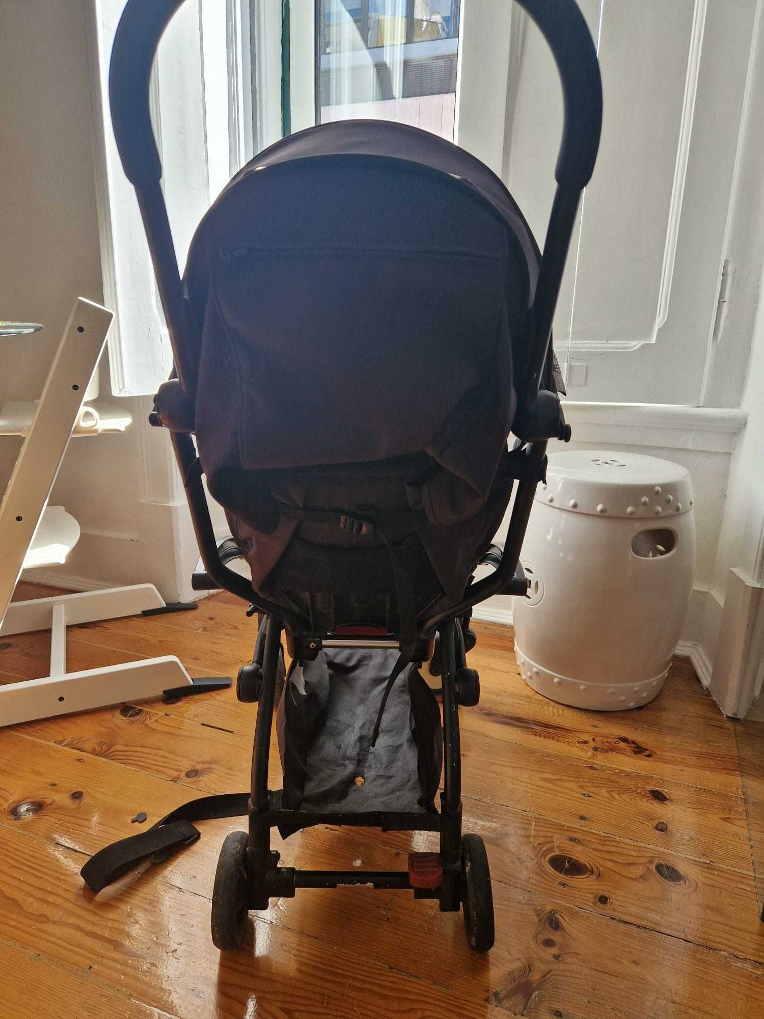 Carrinho Babyzen YOYO Usado – Bem Estimado e Totalmente Funcional