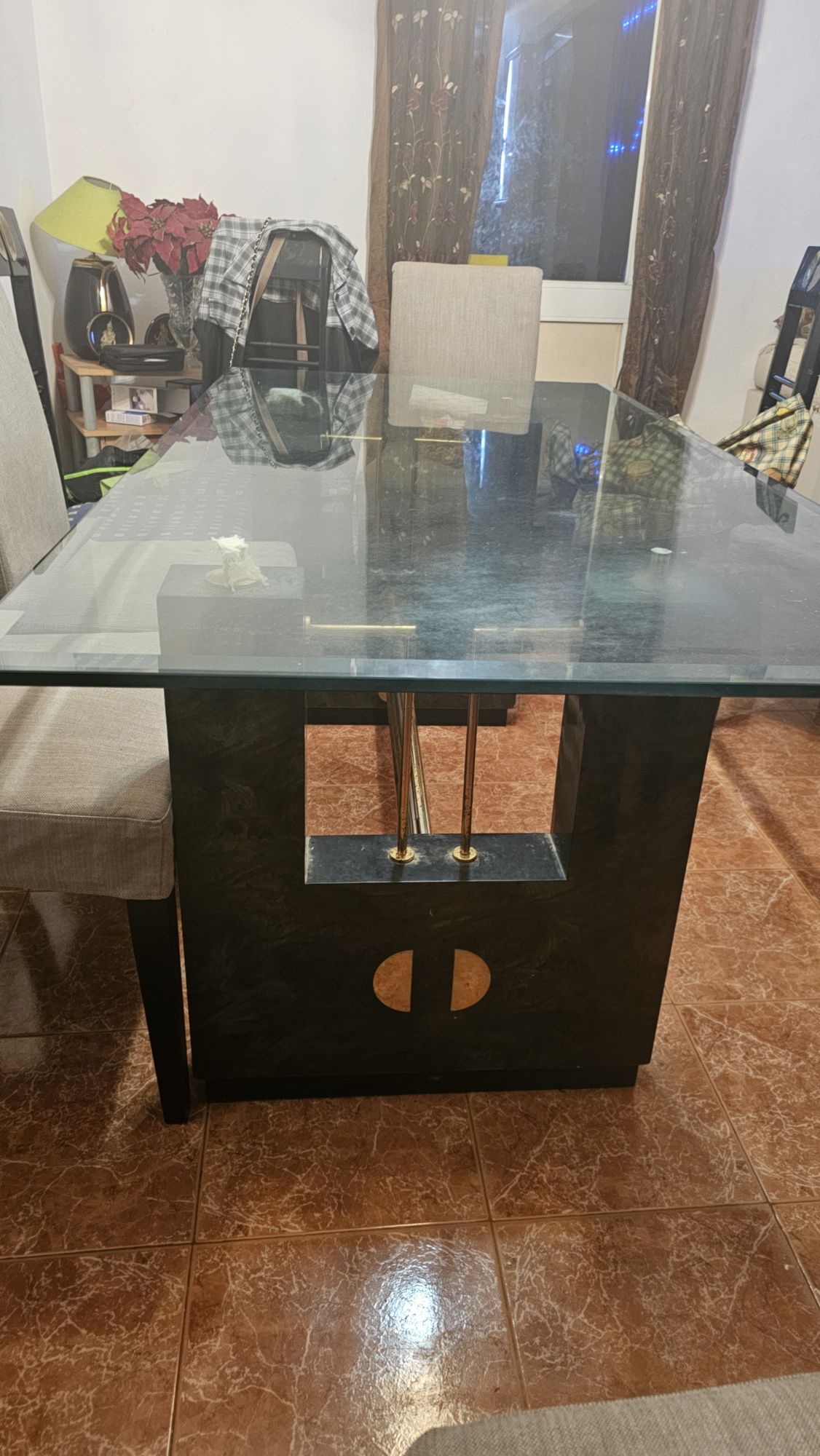 Mesa de sala em vidro