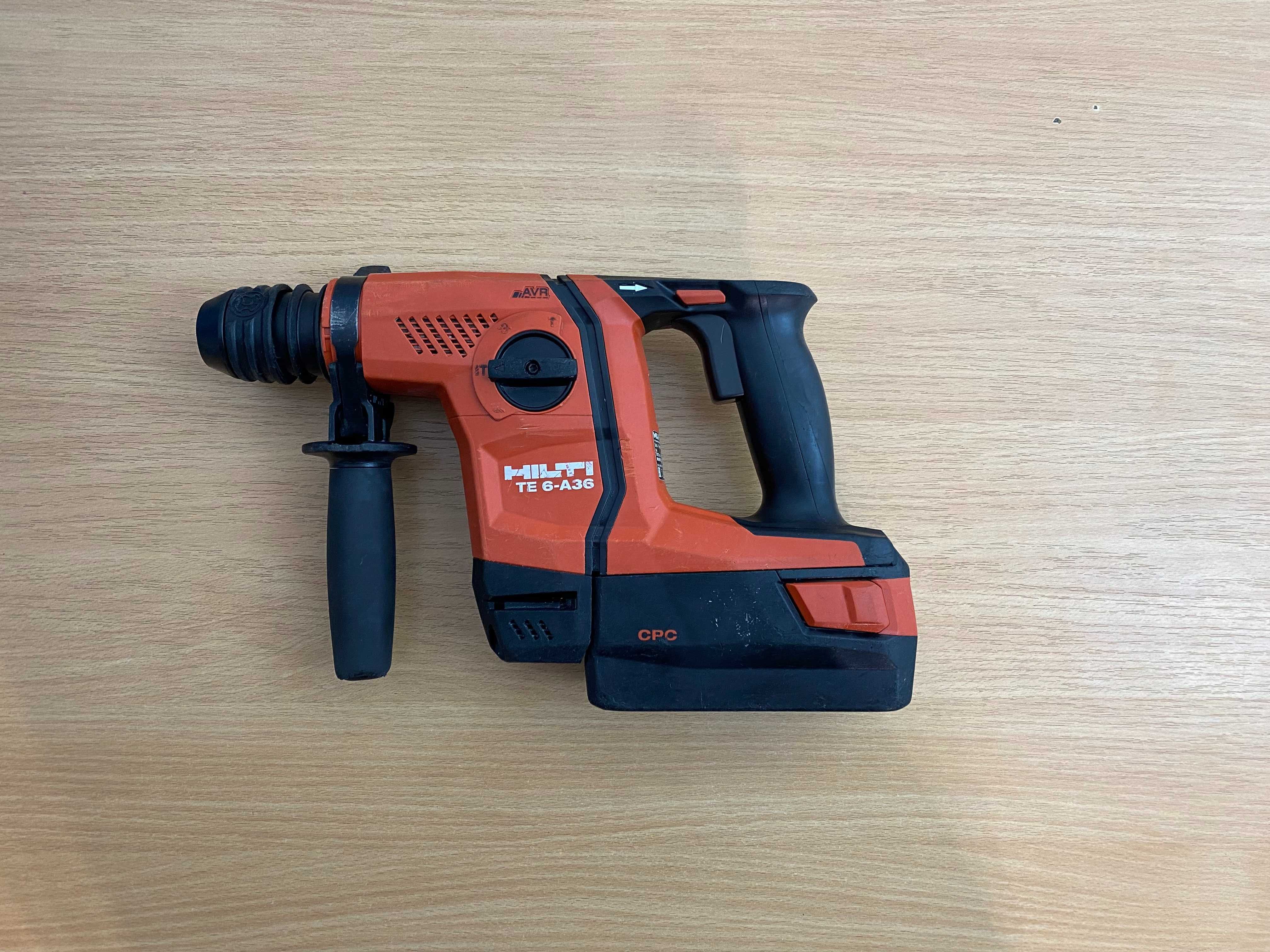 Młotowiertarka HILTI TE 6-A36 z 04.2022 + bateria B36/5.2Ah Li-Ion