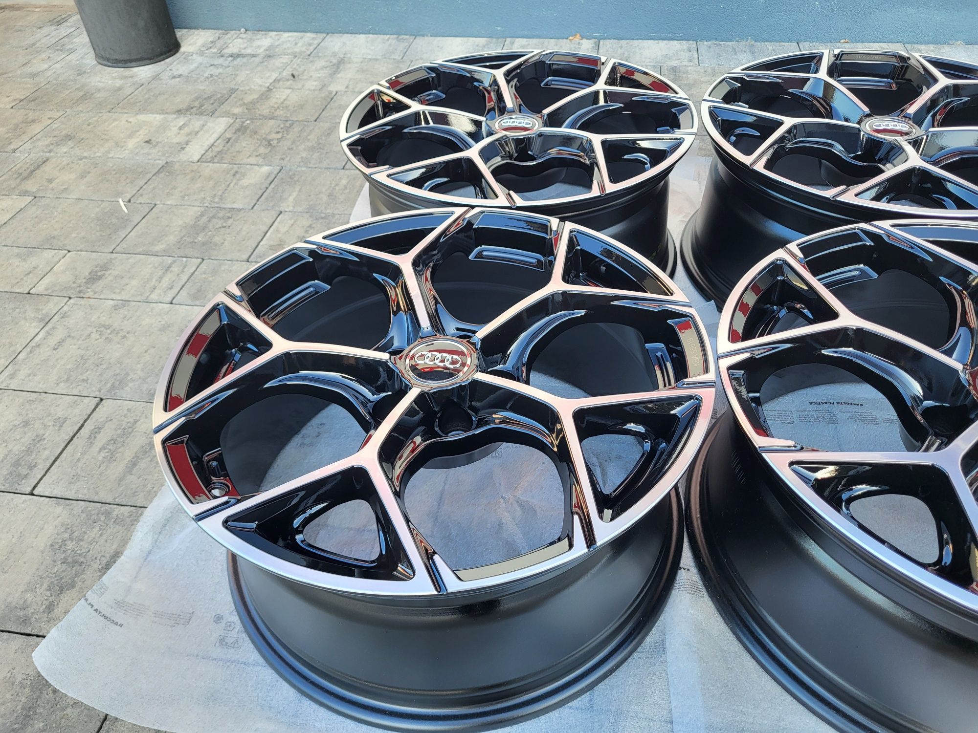 Alufelgi 18" 5x112 ET30 Audi A5 A7 A6 C8 C7 C6 A4 B9 B8 B7 Q5 Q3 Q2 GM