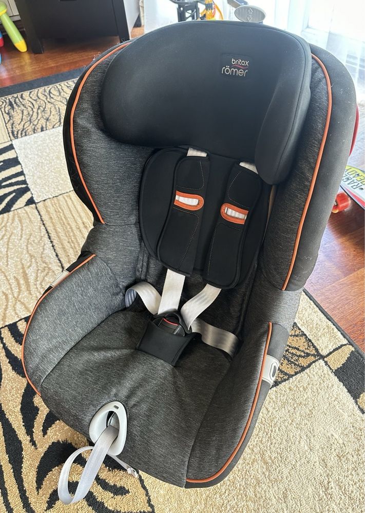 Дитяче автокрісло Britax ROMER King 2 ATS