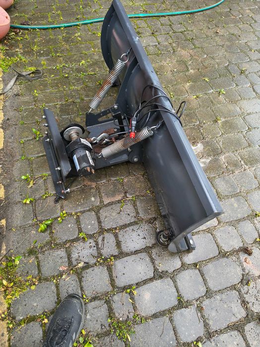 Pług do kosiarki traktorka husqvarna