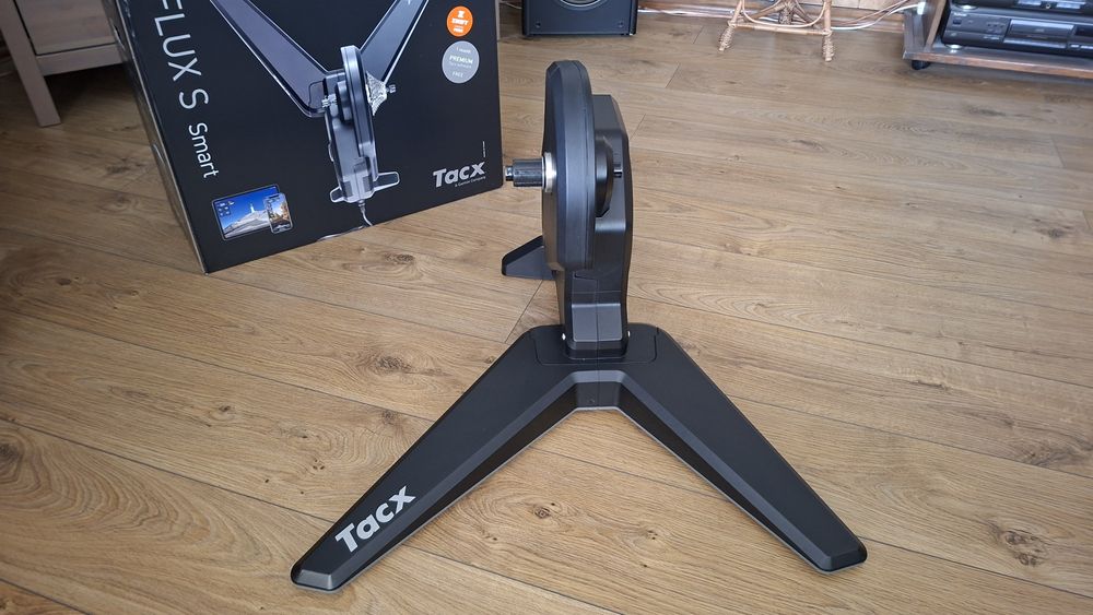 Trenażer Tacx Flux S