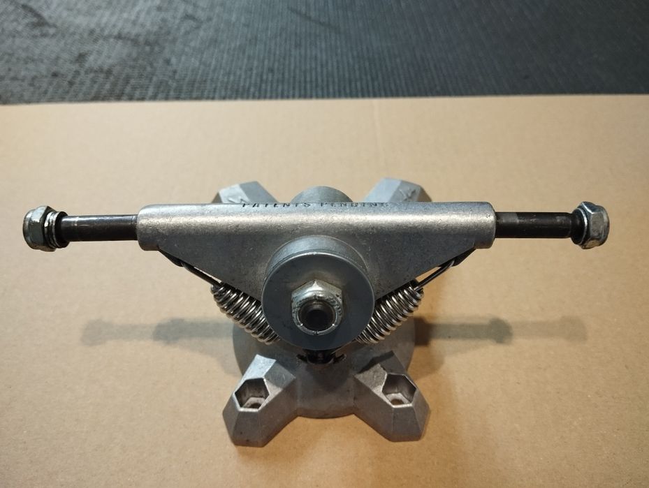 Trucks surfskate/ rodas carver