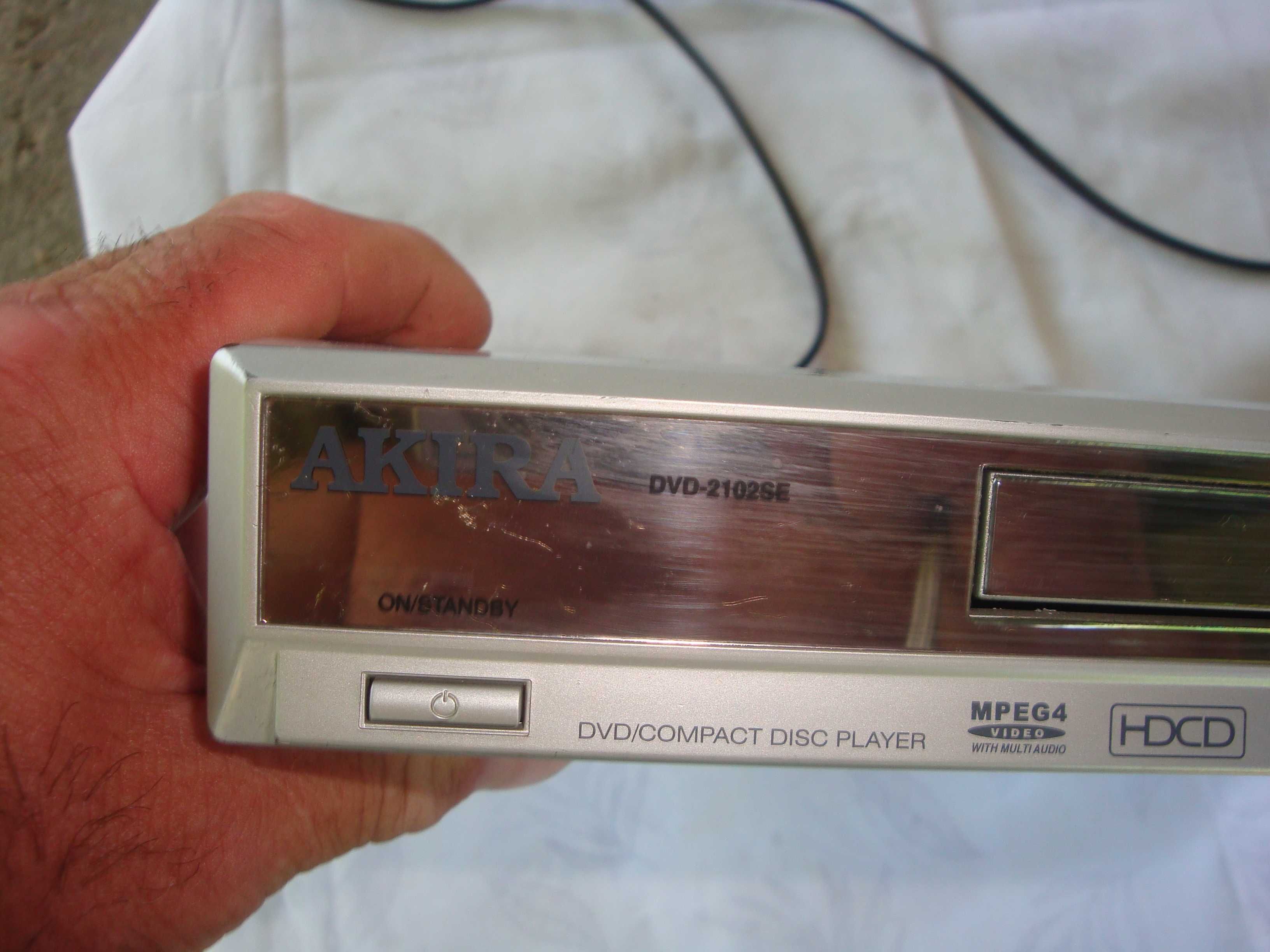 Odtwarzacz DVD Akira 2102 SE DT5