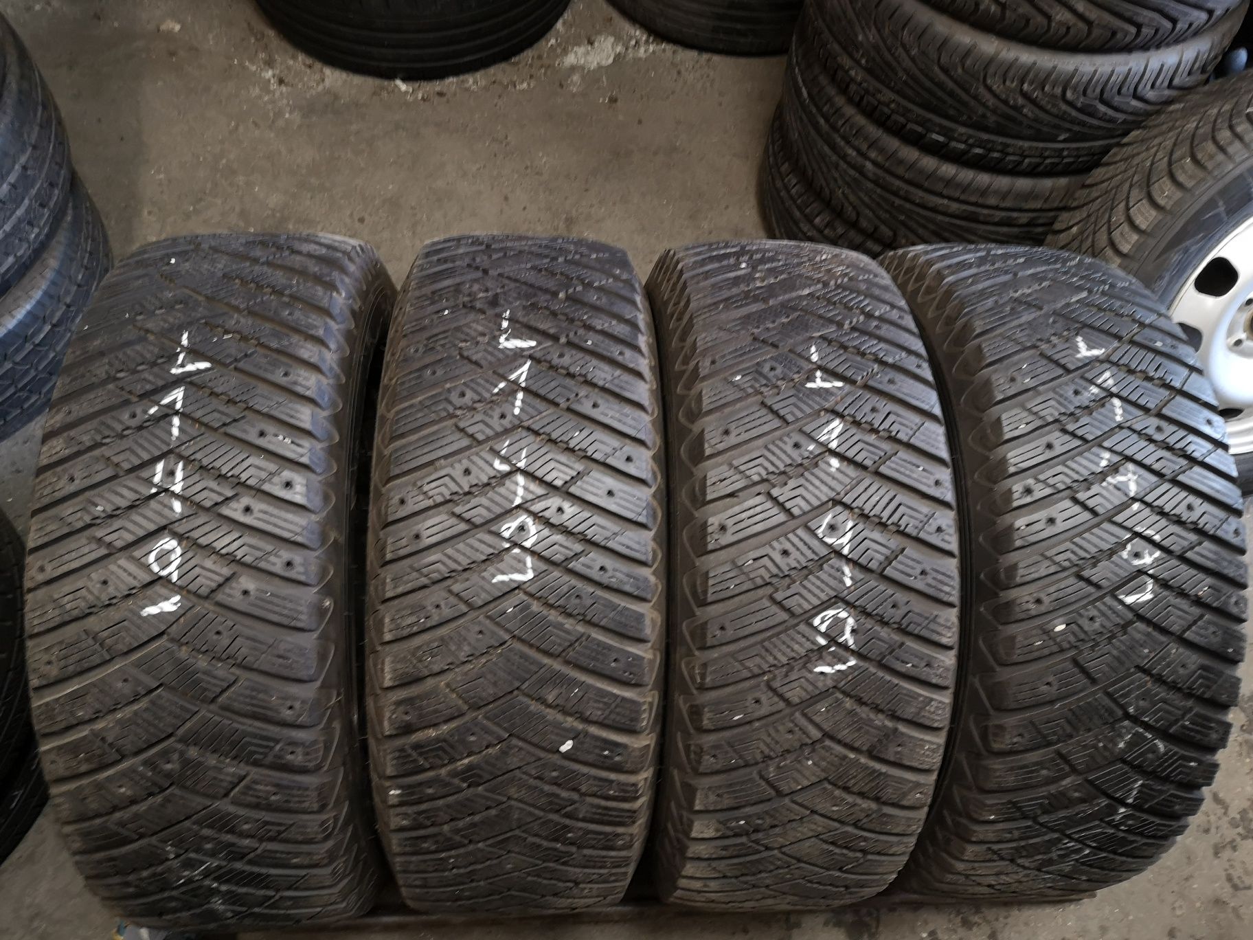 Opony zimowe 265/65/17 Goodyear 4szt 9,5mm 2019r