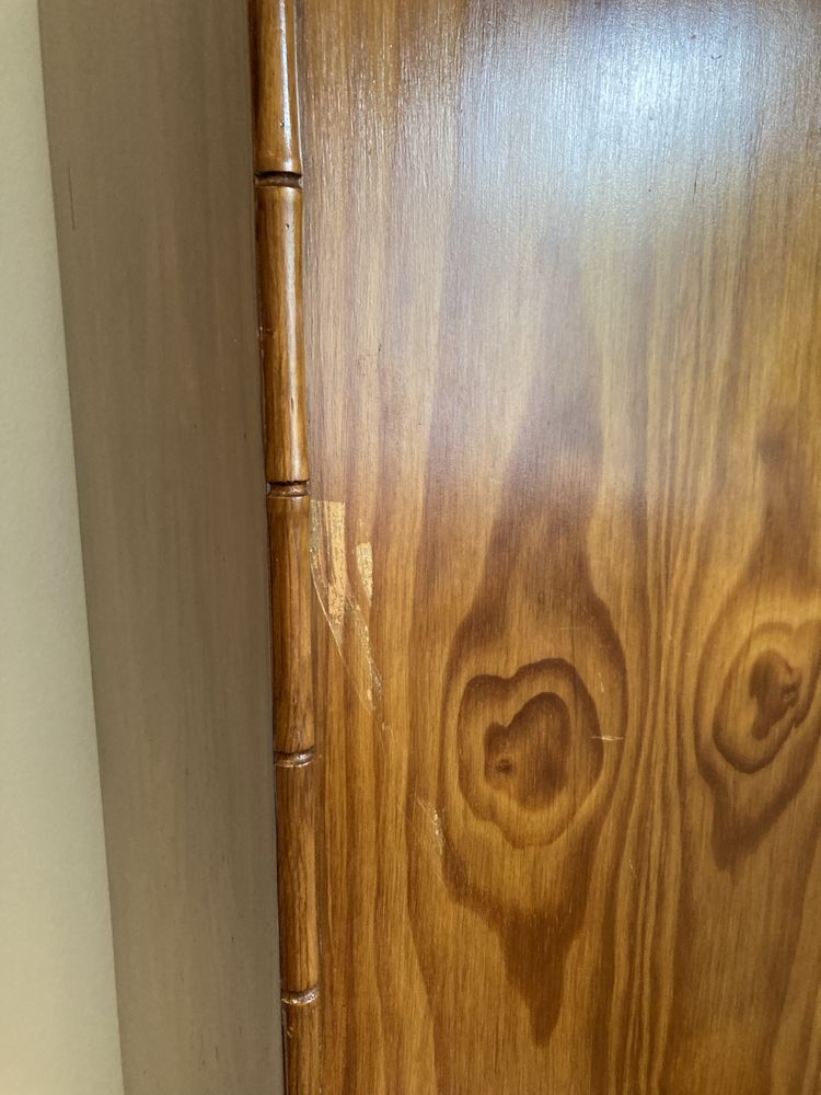 Armário/ roupeiro de duas portas