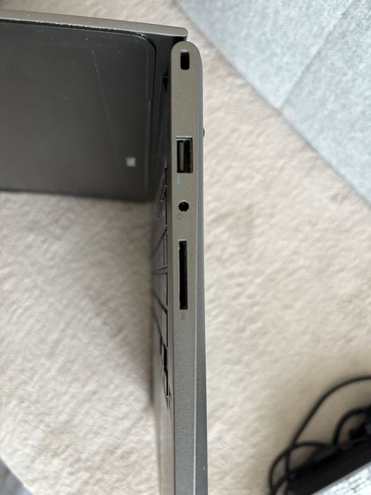 Laptop Dell Vostro 14-5459 i7-6500U, 8GB RAM, 1TB, +torba na laptopa