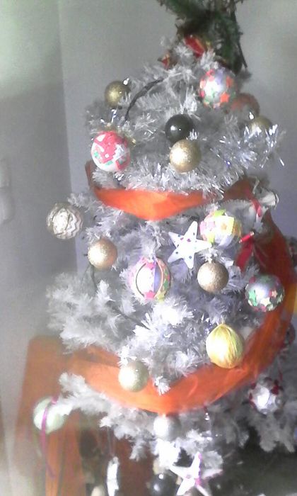 Arvore natal branca elegante