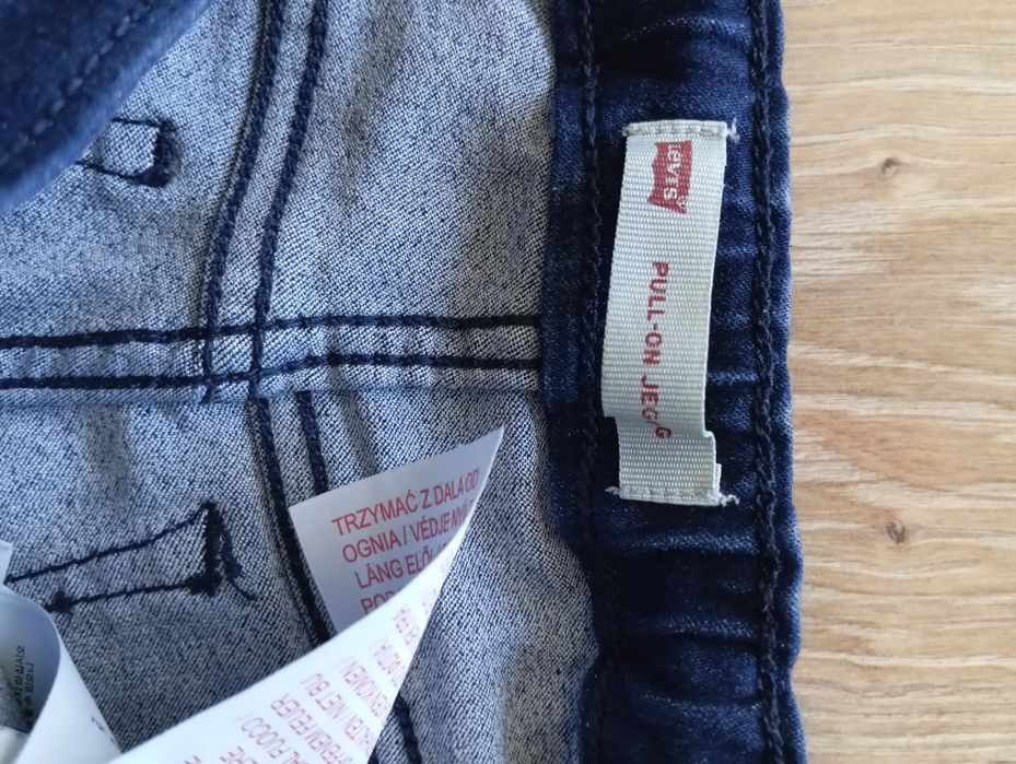 Levis - spodnie dziewczęce