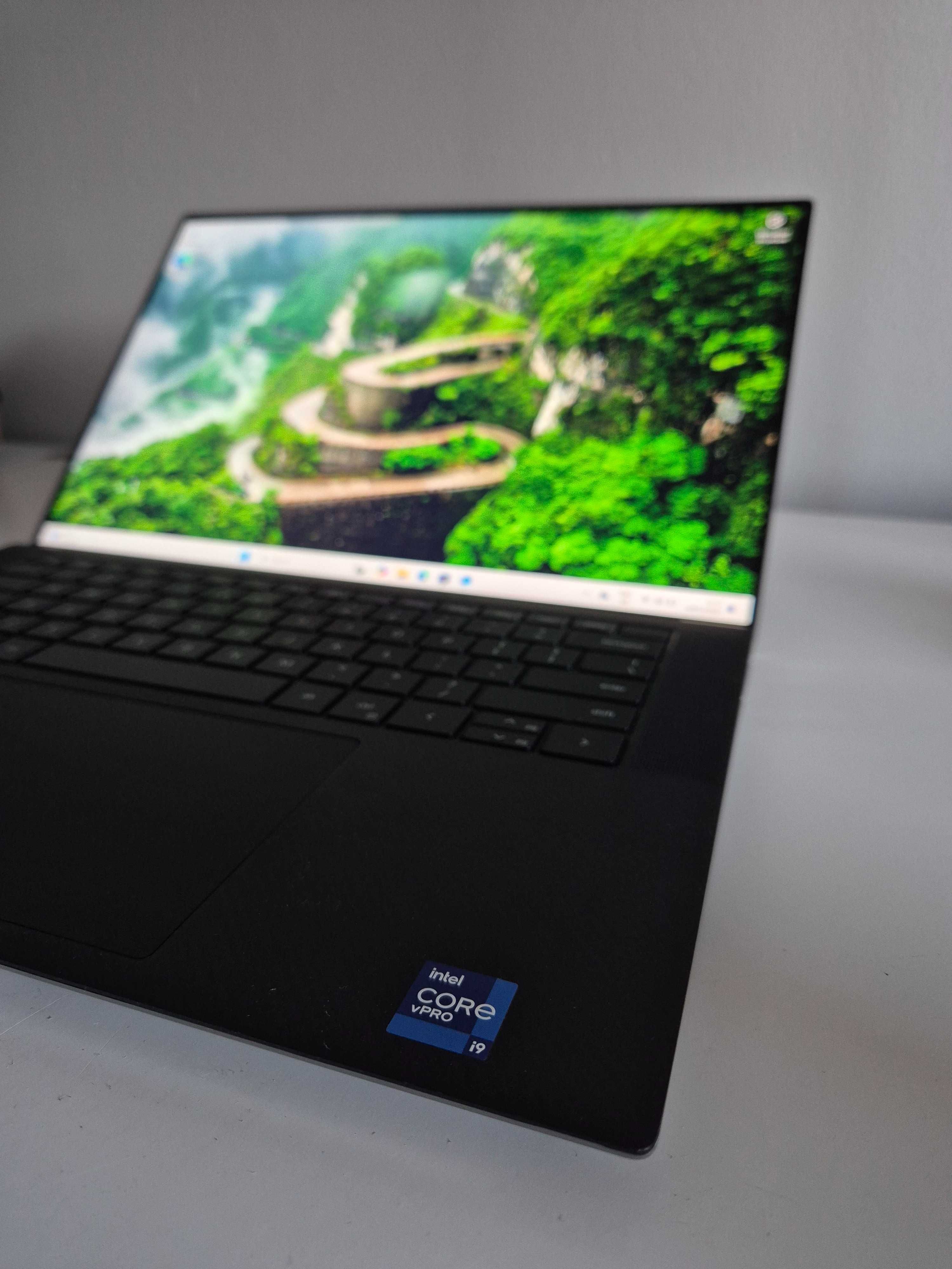 Laptop Dell Precision 5560 - Intel i9 11950H/32GB RAM/ 15,6"