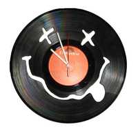 Silhueta decorativa Nirvana logotipo feita de um disco de vinil LP