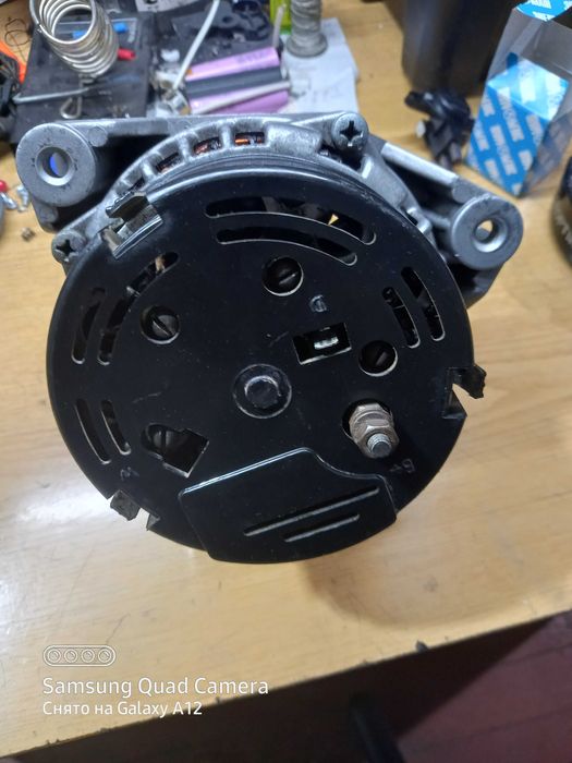 Генератор автомобільний