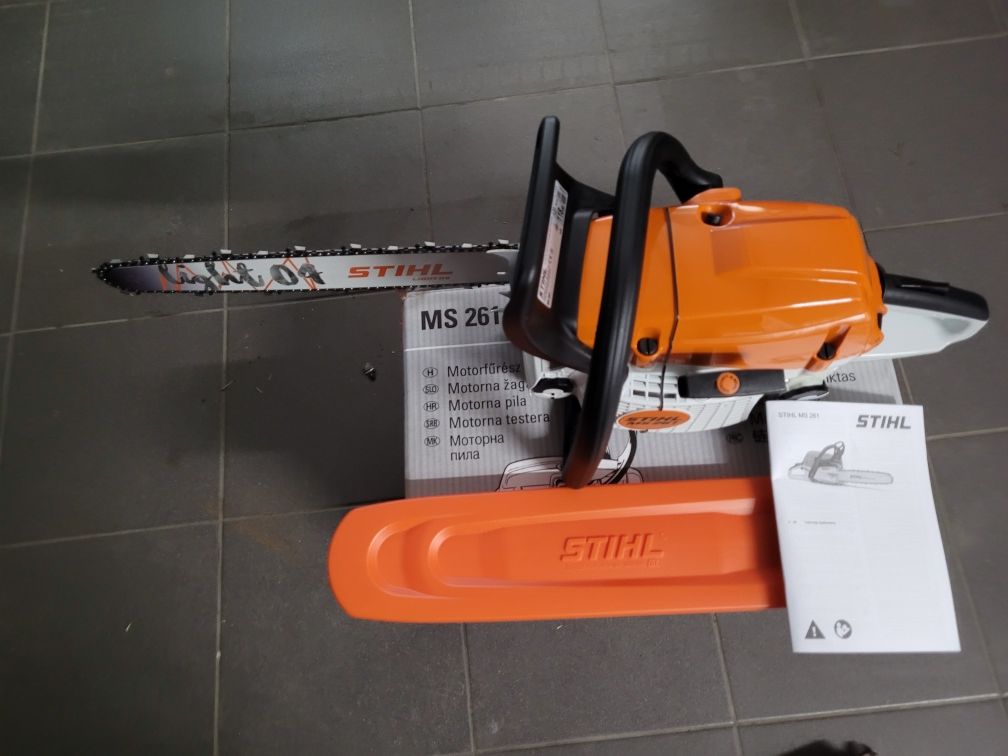 Pilarka Stihl MS261