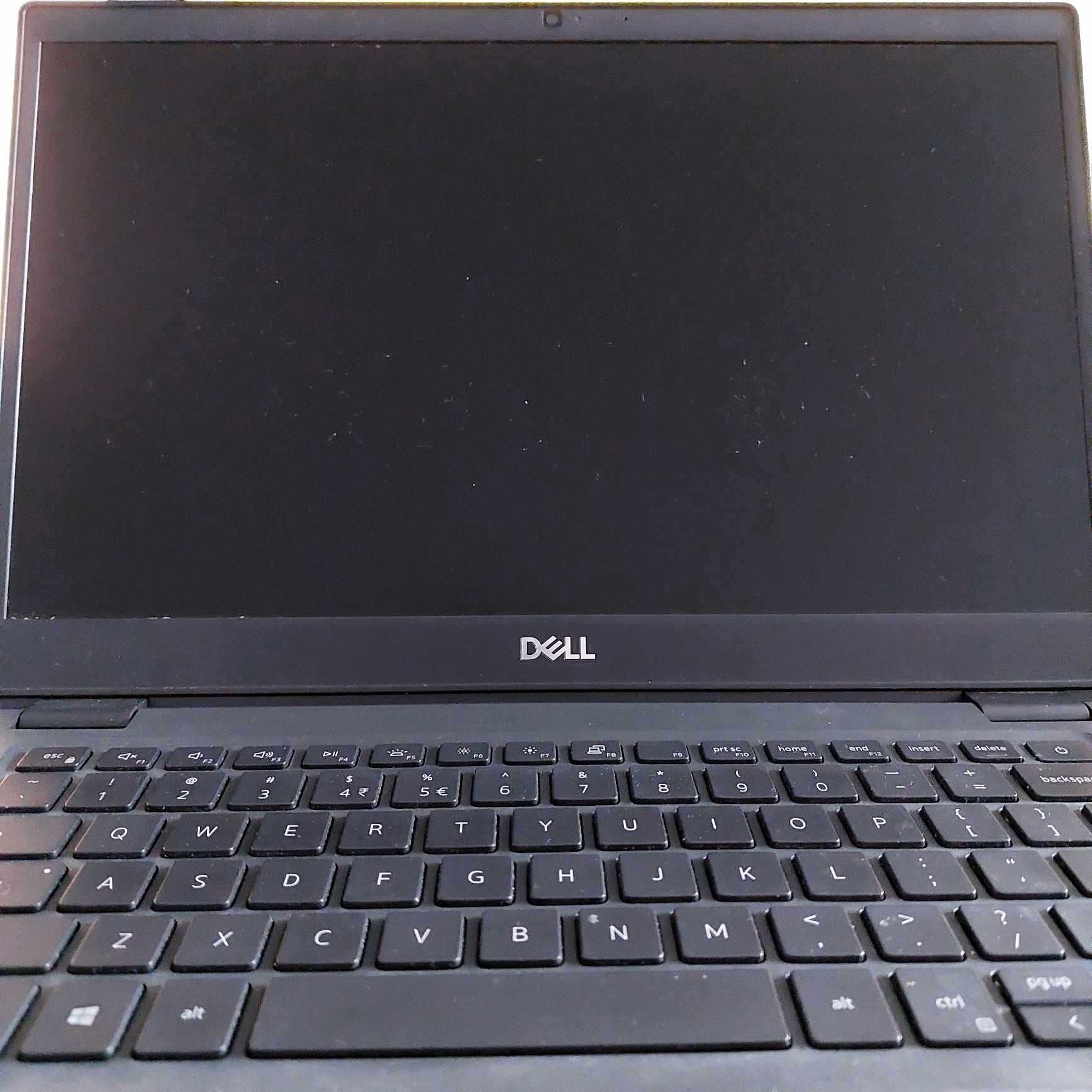 Laptop DELL Latitude 3410